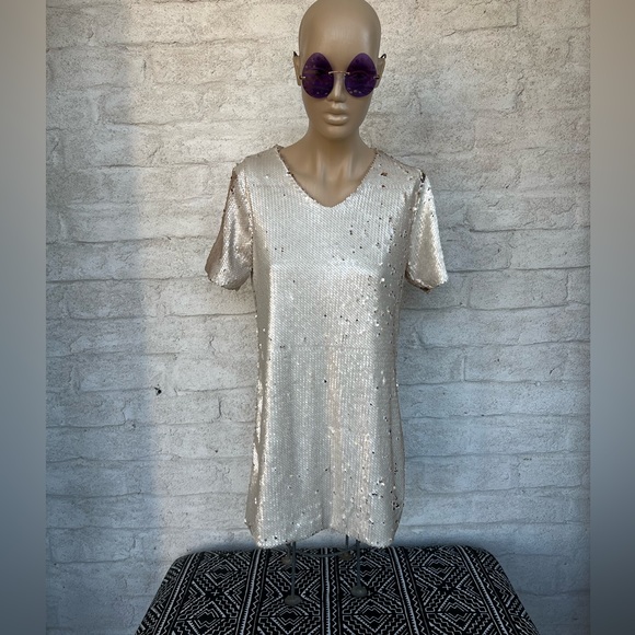 TABARONI CASHMERE Sequined Top, Fully Lined, Made in Italy. - Picture 2 of 9